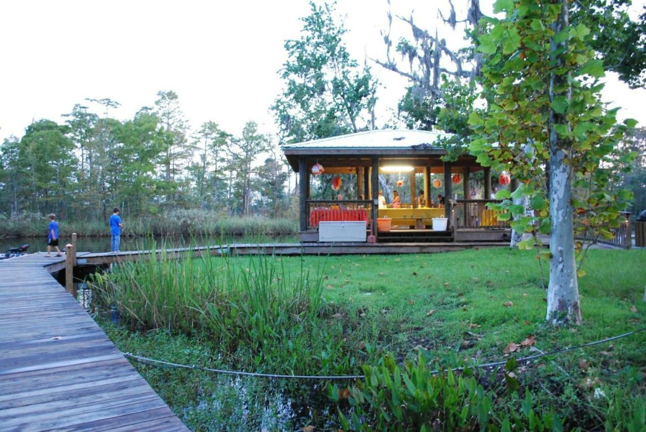 Live Oak Landing Hotel Freeport Eksteriør billede